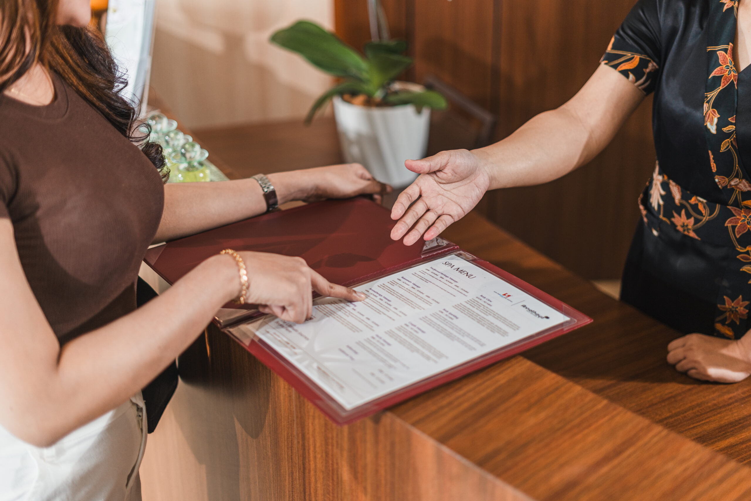 Graceful Alignment Spa: Mengembalikan Keseimbangan Tubuh dari Beban Modernitas