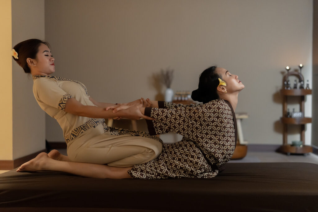 Massage jadi self care yang paling ditunggu oleh para pekerja.