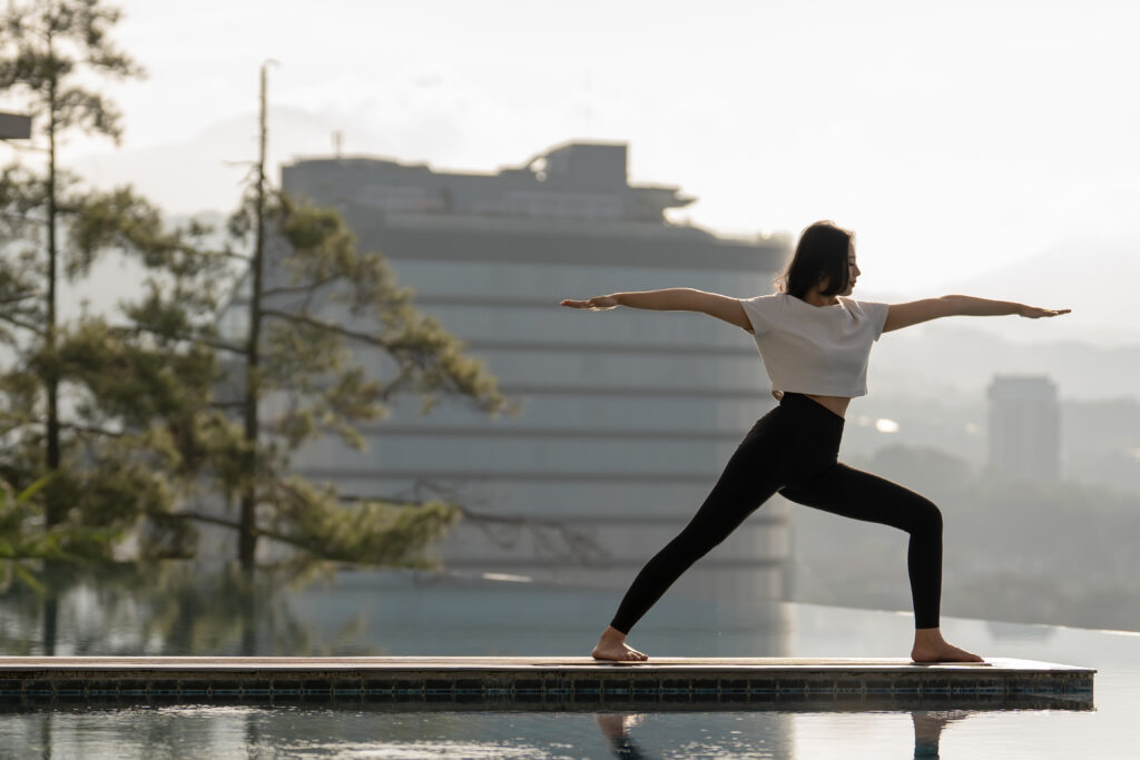 Olah raga pagi atau stretching dapat membantu produktivitas harian.
